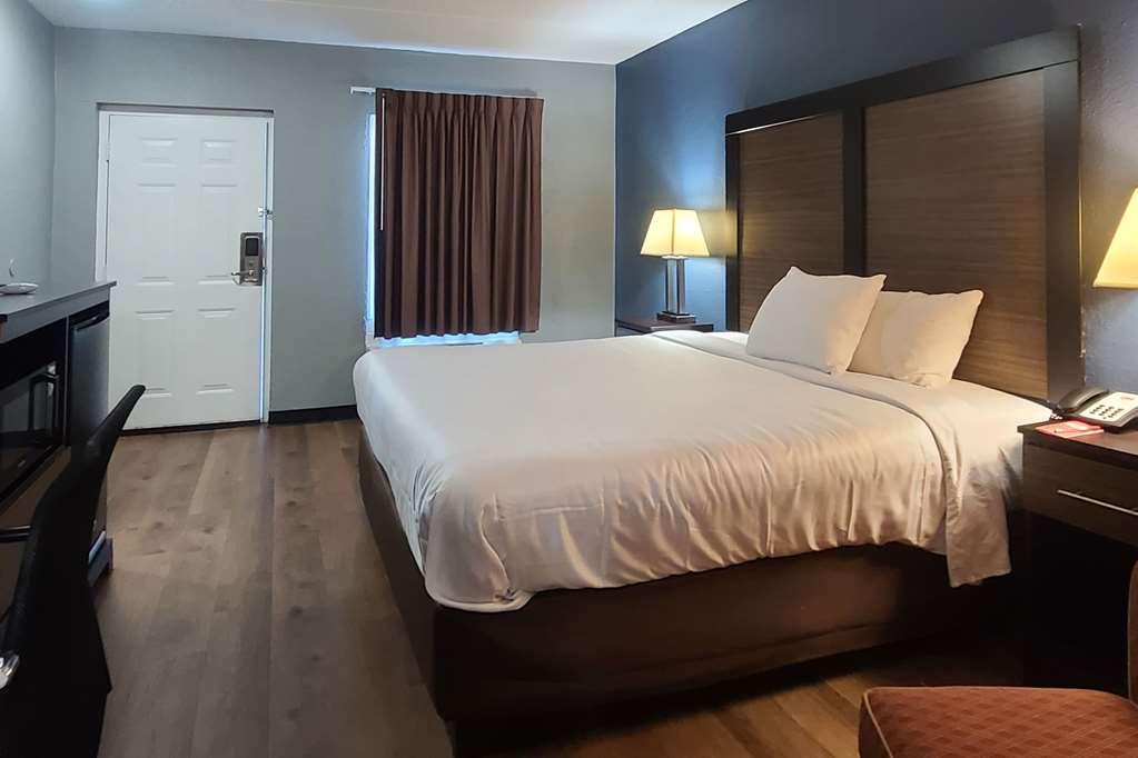 Econo Lodge Forest City Zimmer foto